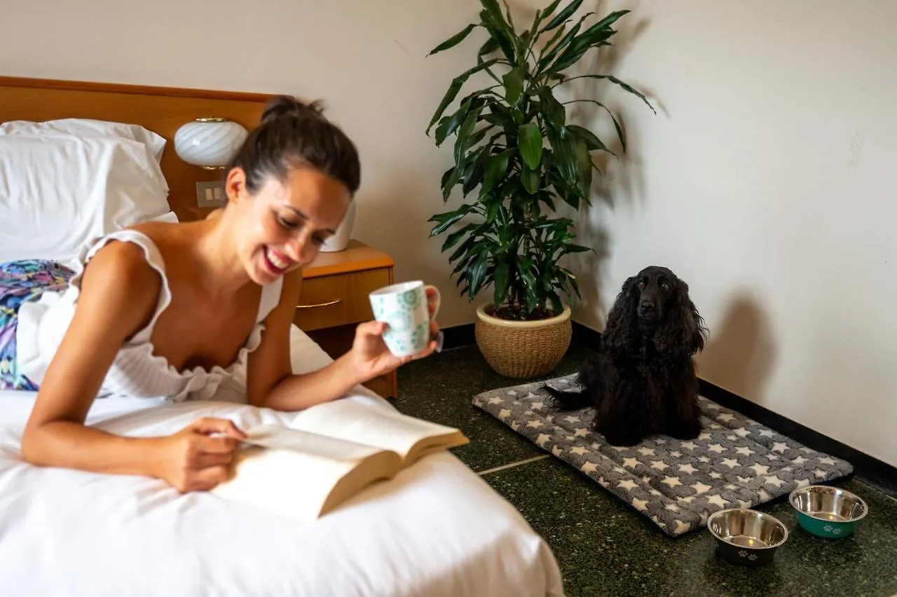 Hotel Helios Diano Marina