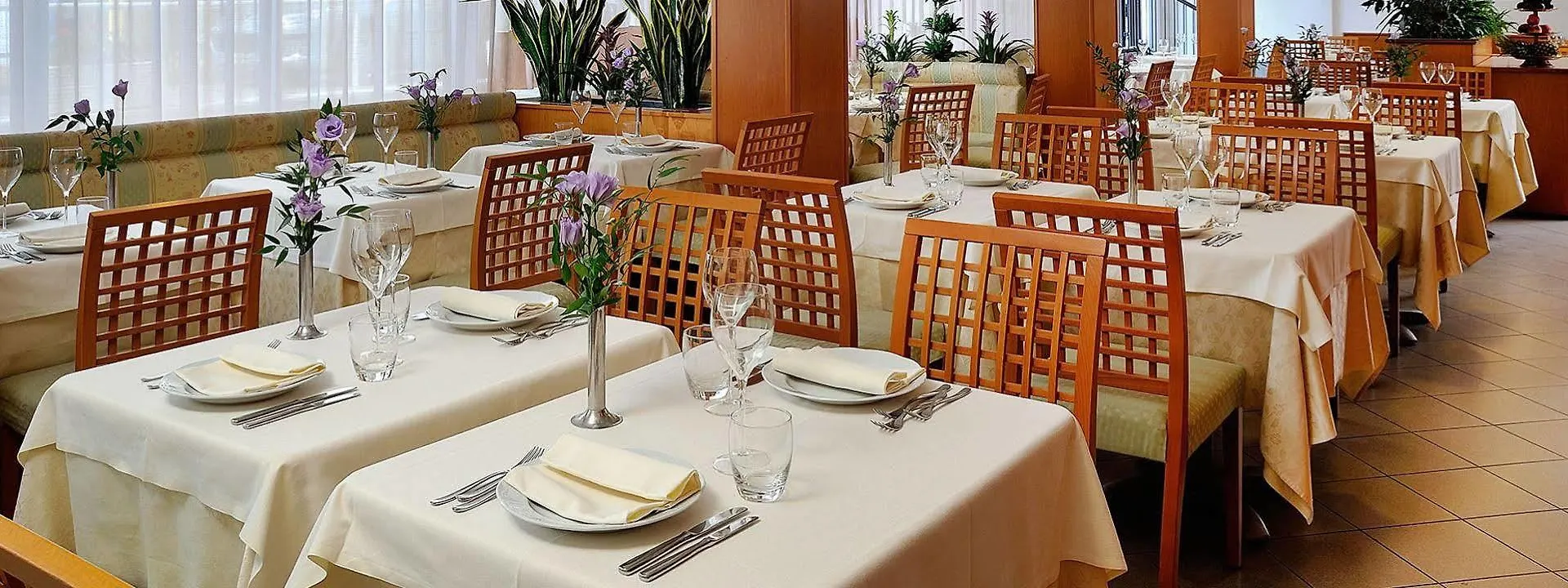 Hotel Helios Diano Marina