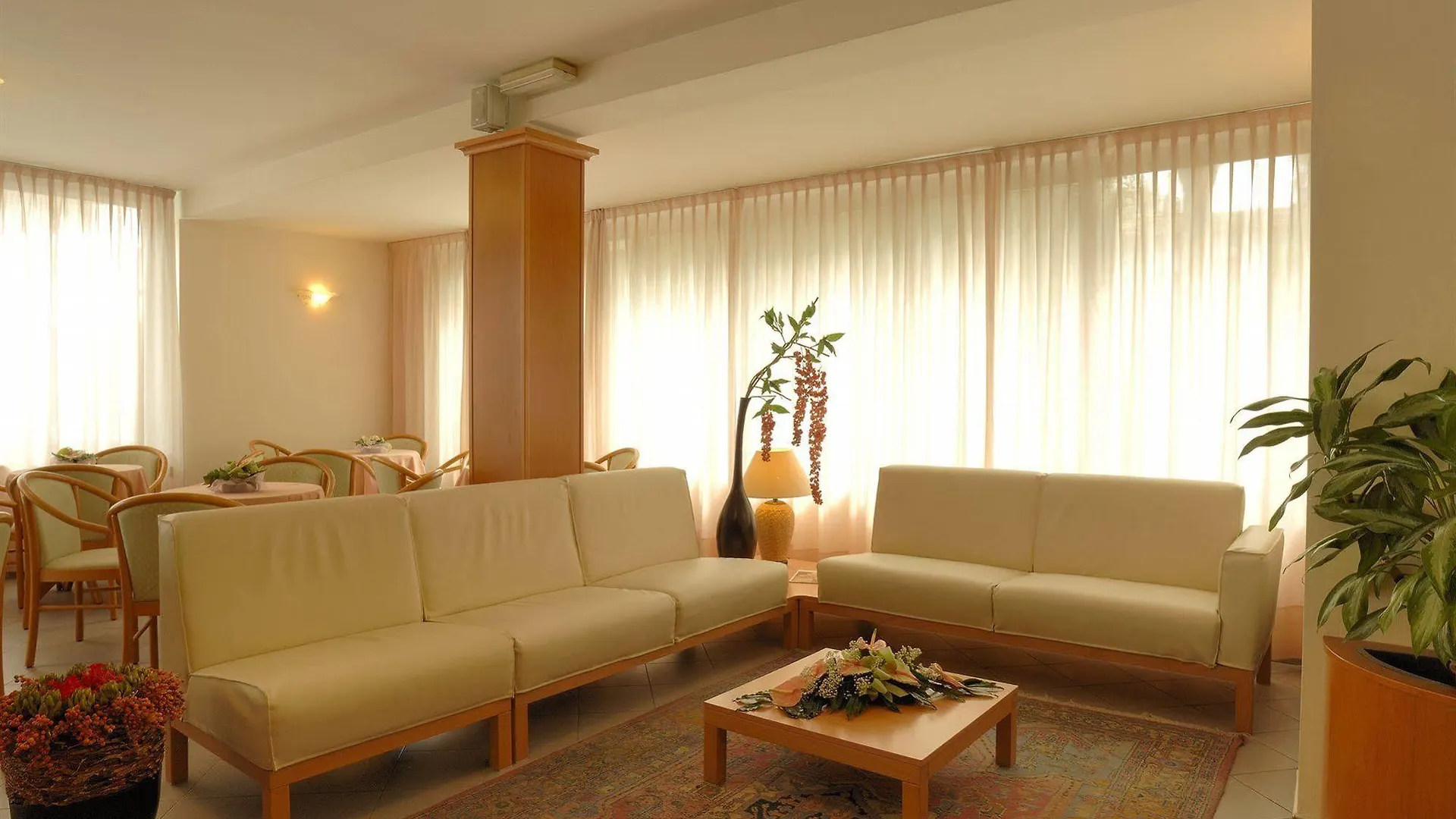 Hotel Helios Diano Marina