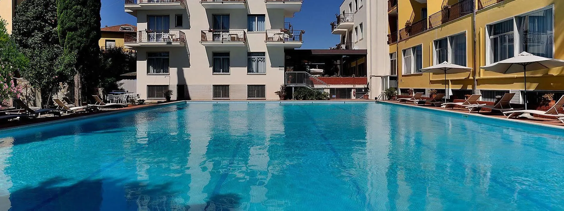 Hotel Helios Diano Marina